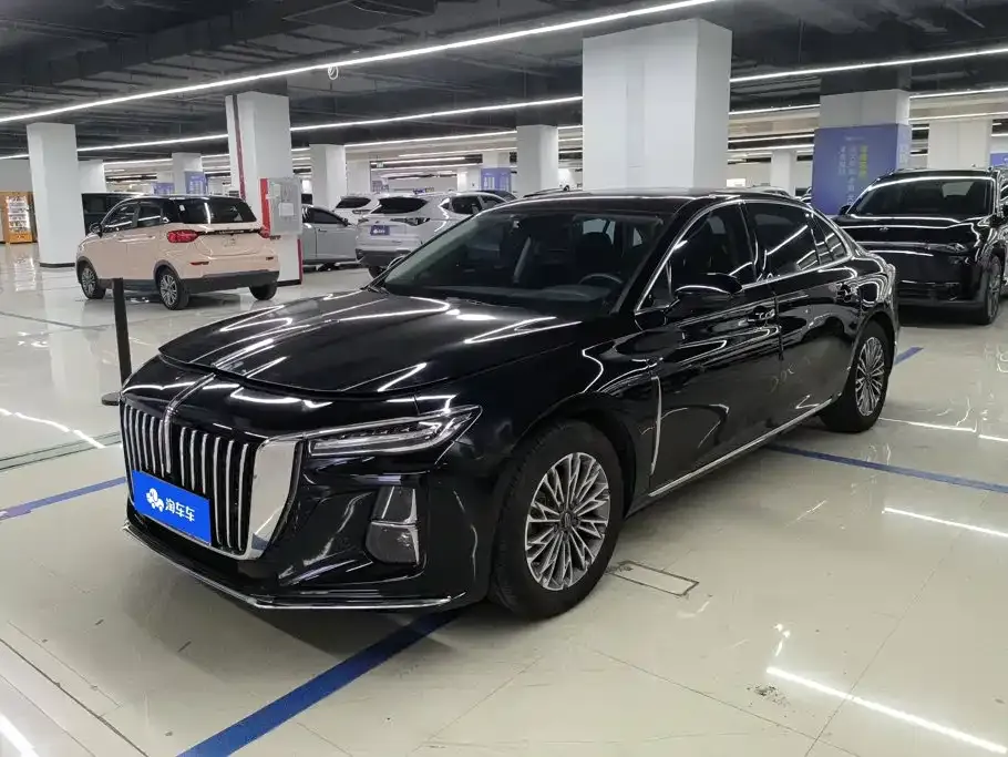 Hongqi H5 — фото 1