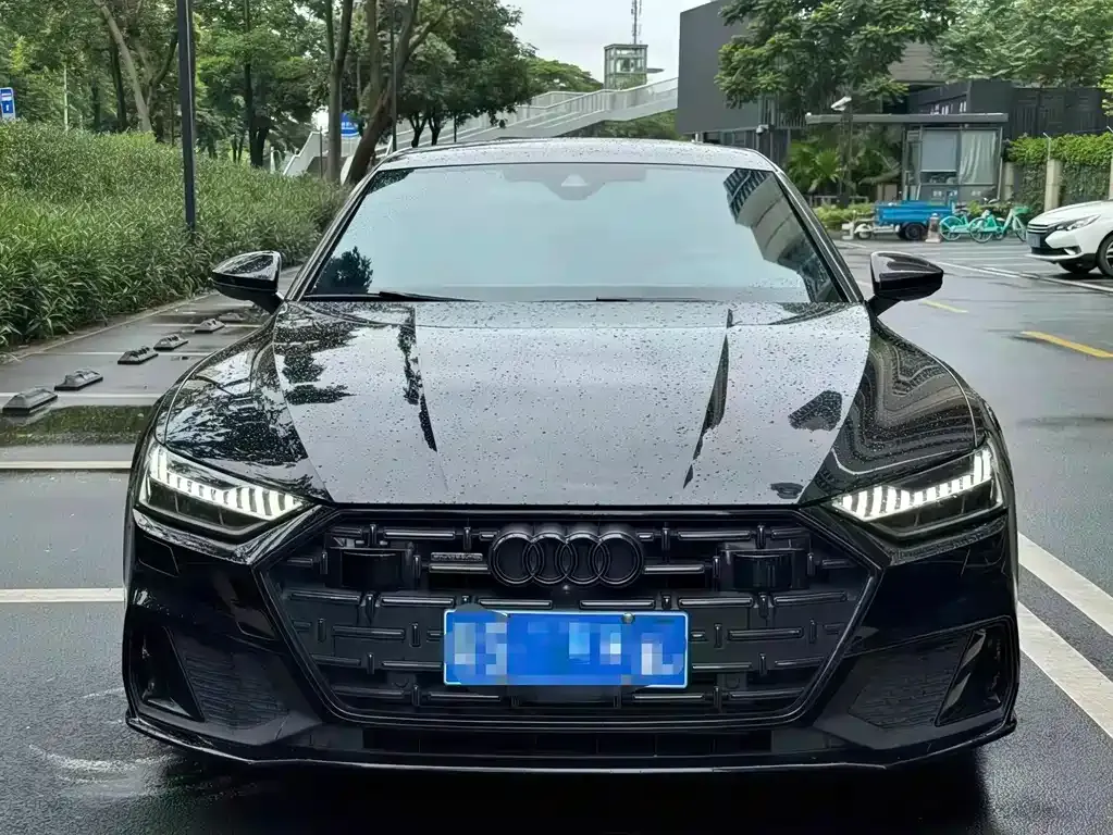 Audi A7L — фото 8