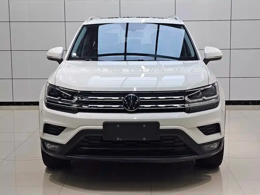 Volkswagen Tharu — фото 2