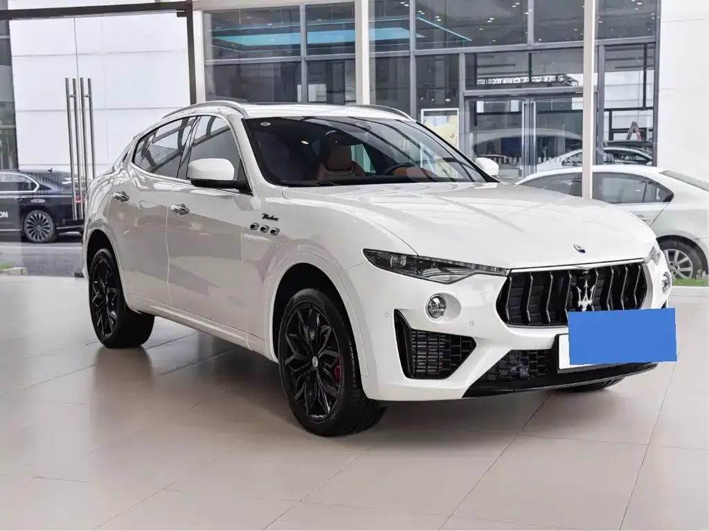 Maserati Levante — фото 5
