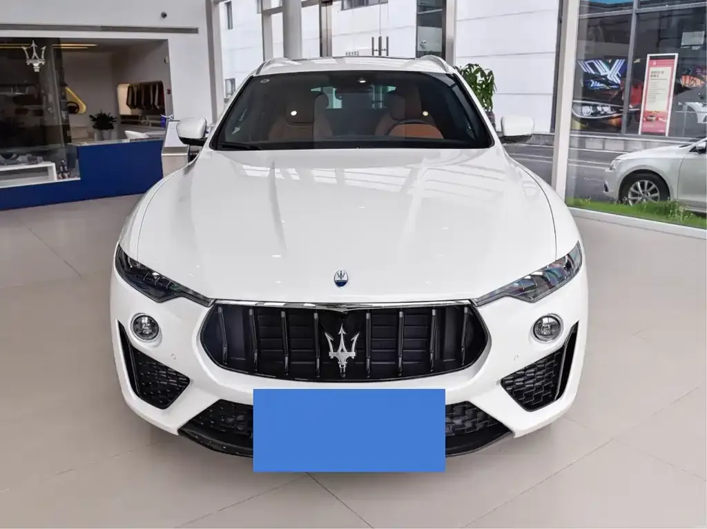 Maserati Levante — фото 3