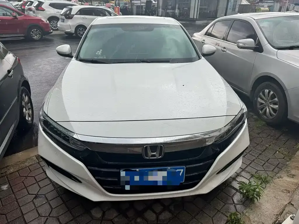 Honda Accord — фото 2