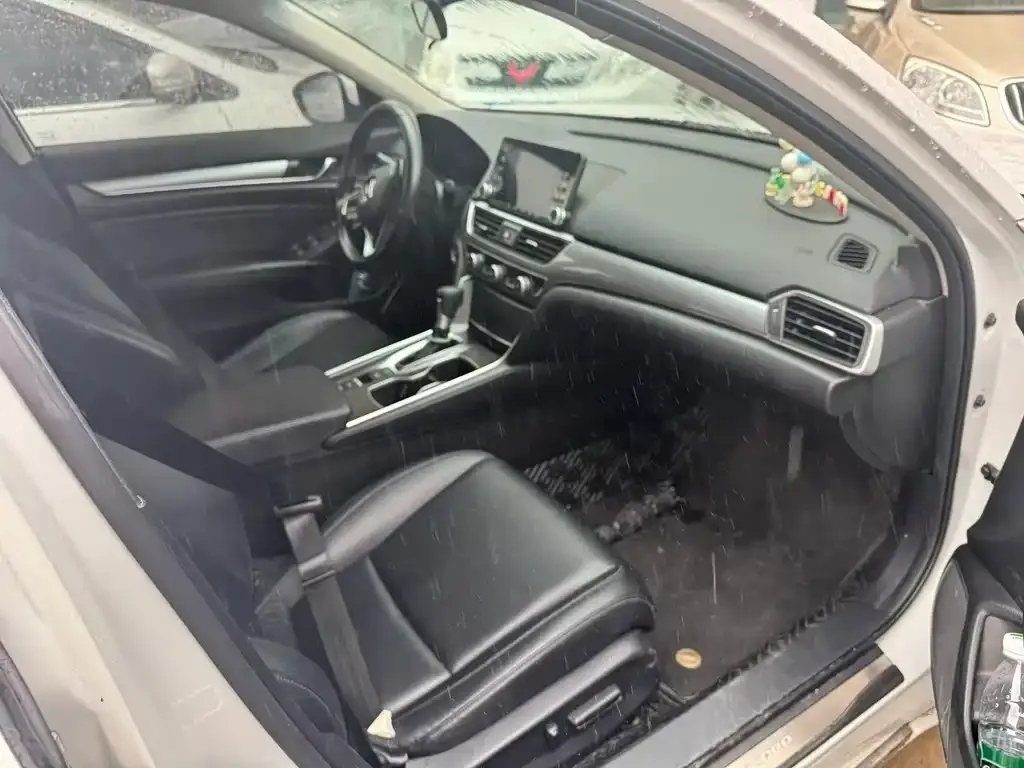 Honda Accord — фото 5