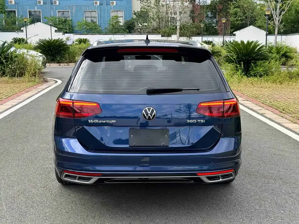 Volkswagen Viloran — фото 8