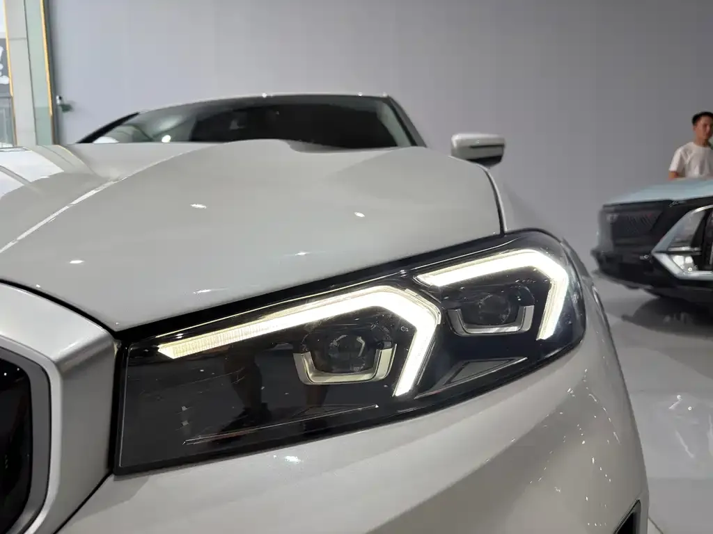 BMW i3 — фото 2