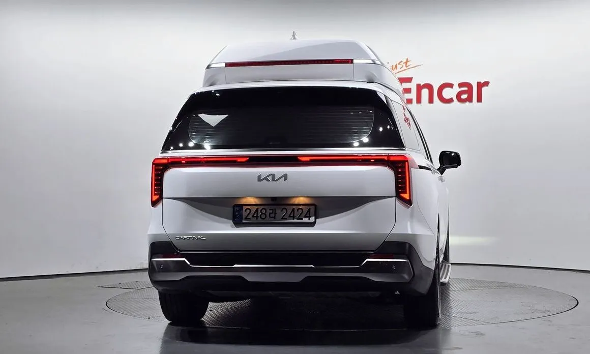 Kia Carnival — фото 4