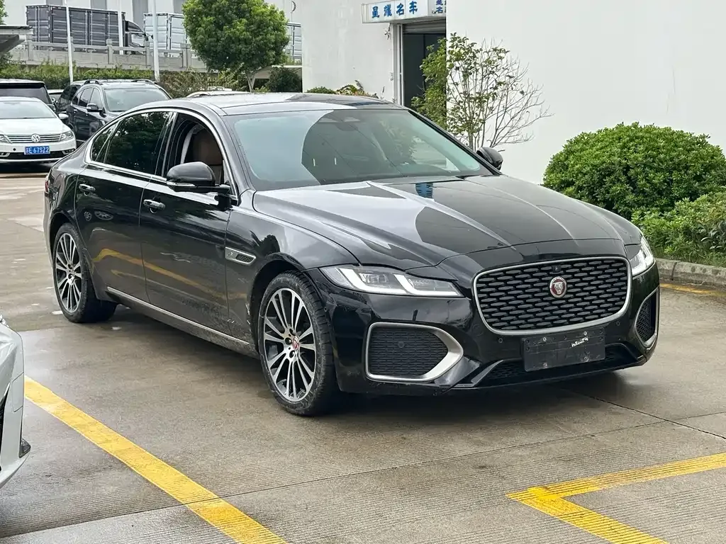 Jaguar XFL — фото 9