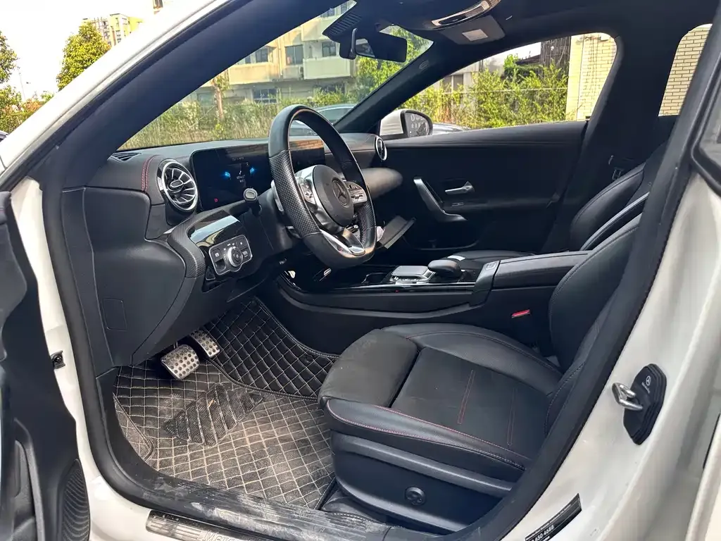 Mercedes-Benz CLA (Import) — фото 3
