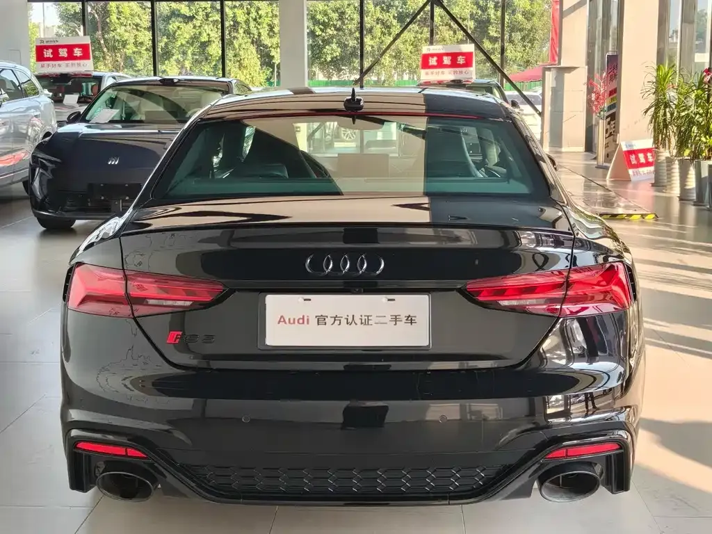 Audi RS 5 — фото 7