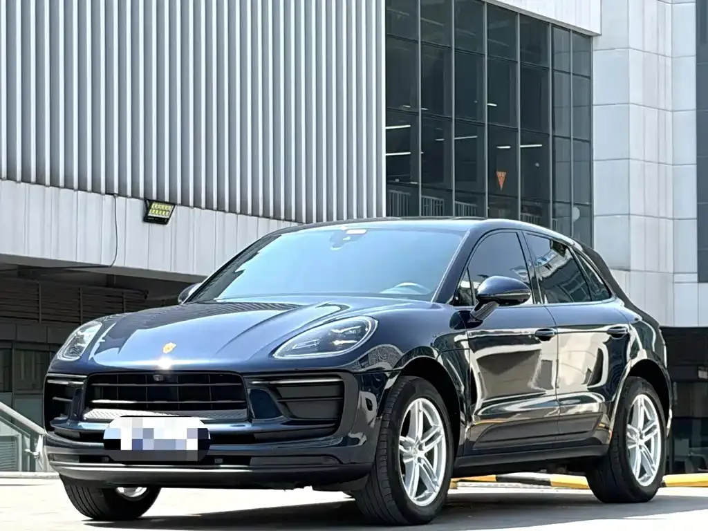 Porsche Macan — фото 1