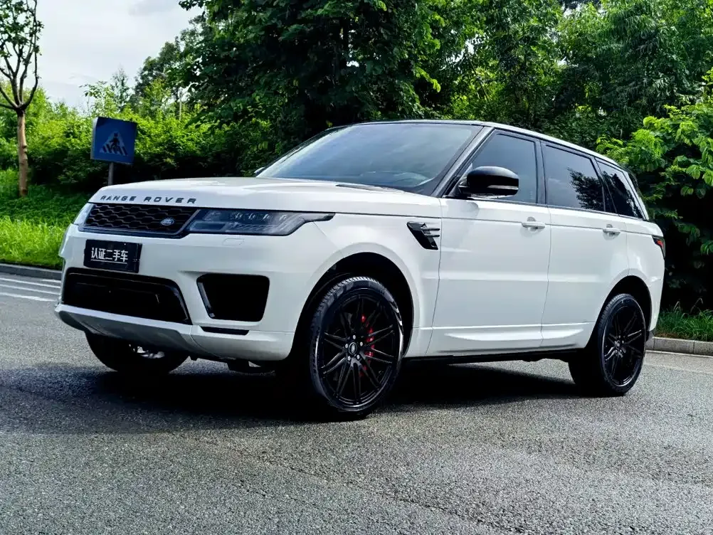 Land Rover Sport — фото 1