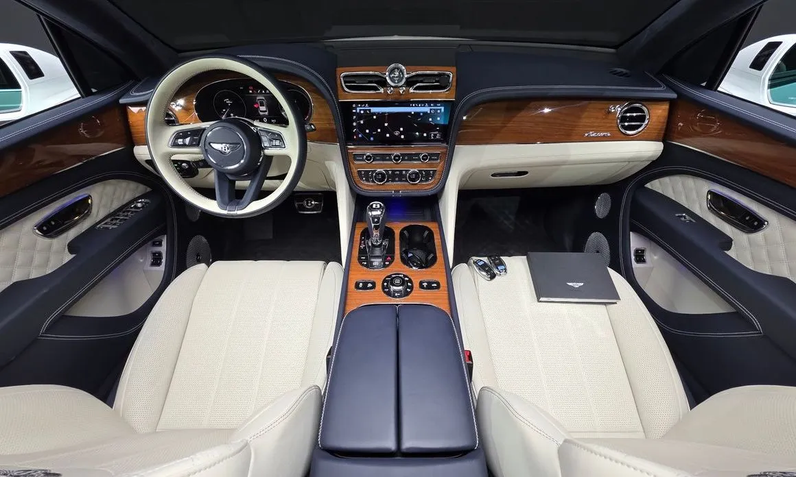 Bentley Bentayga — фото 10