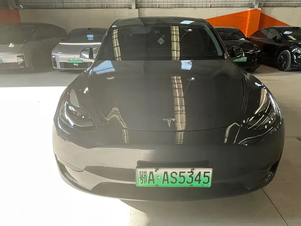 Tesla Model Y — фото 4