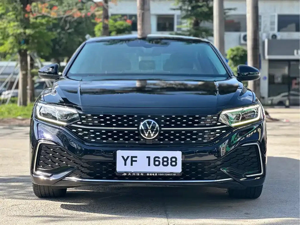 Volkswagen Passat — фото 2