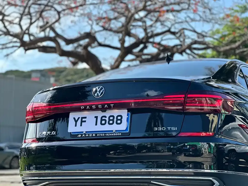 Volkswagen Passat — фото 4