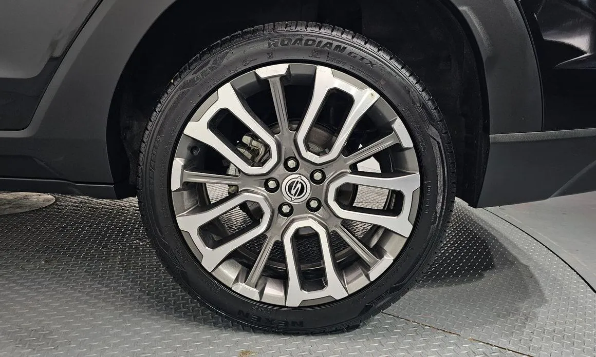 KG Mobility (Ssangyong) Torres — фото 9