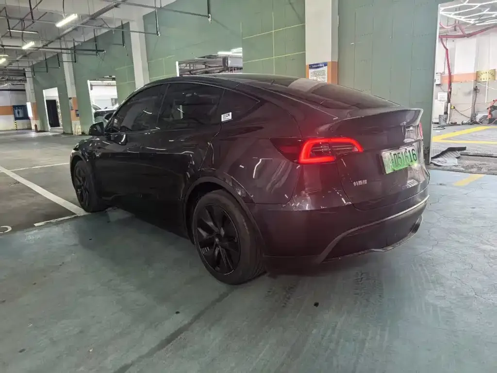 Tesla Model Y — фото 7