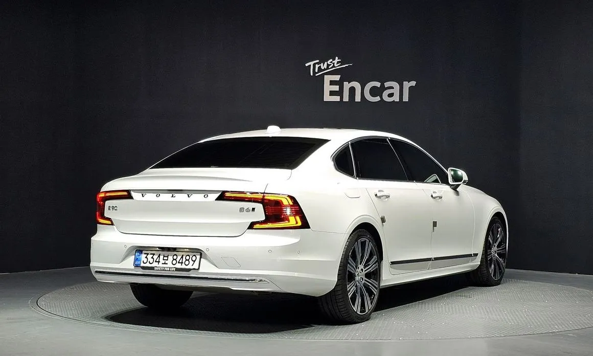 Volvo S90 — фото 3