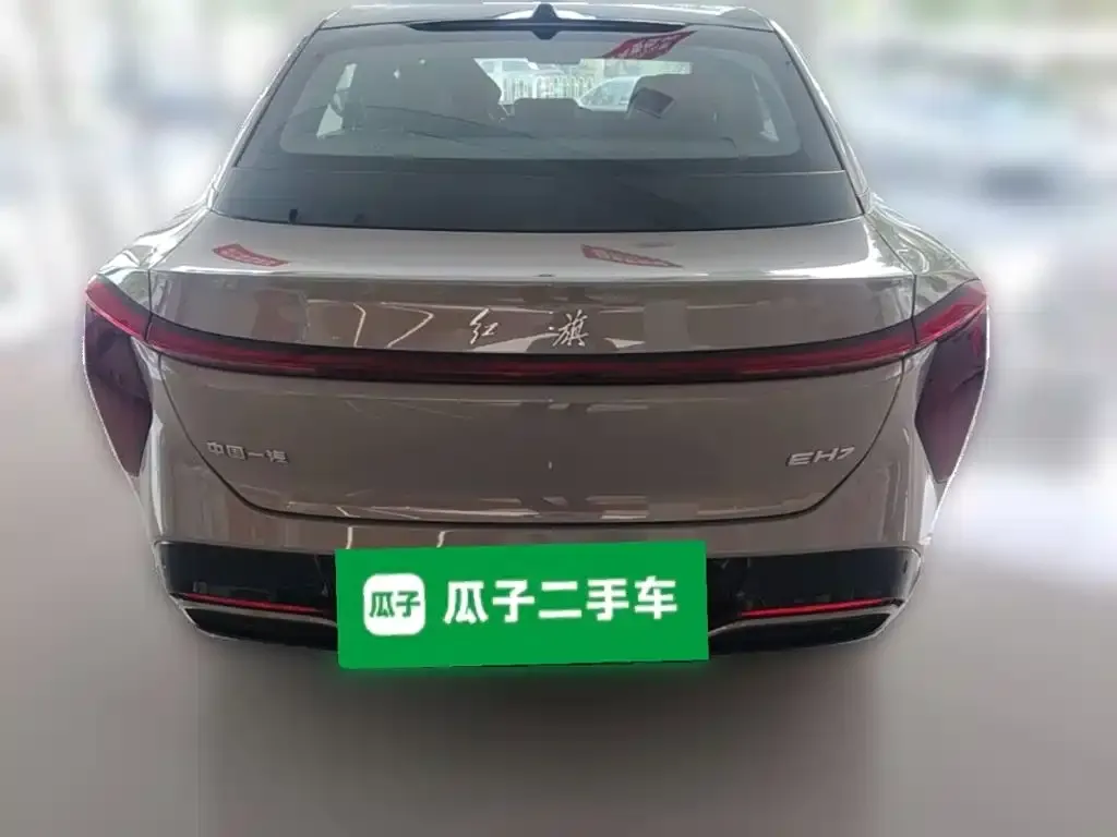 Hongqi EH7 — фото 3