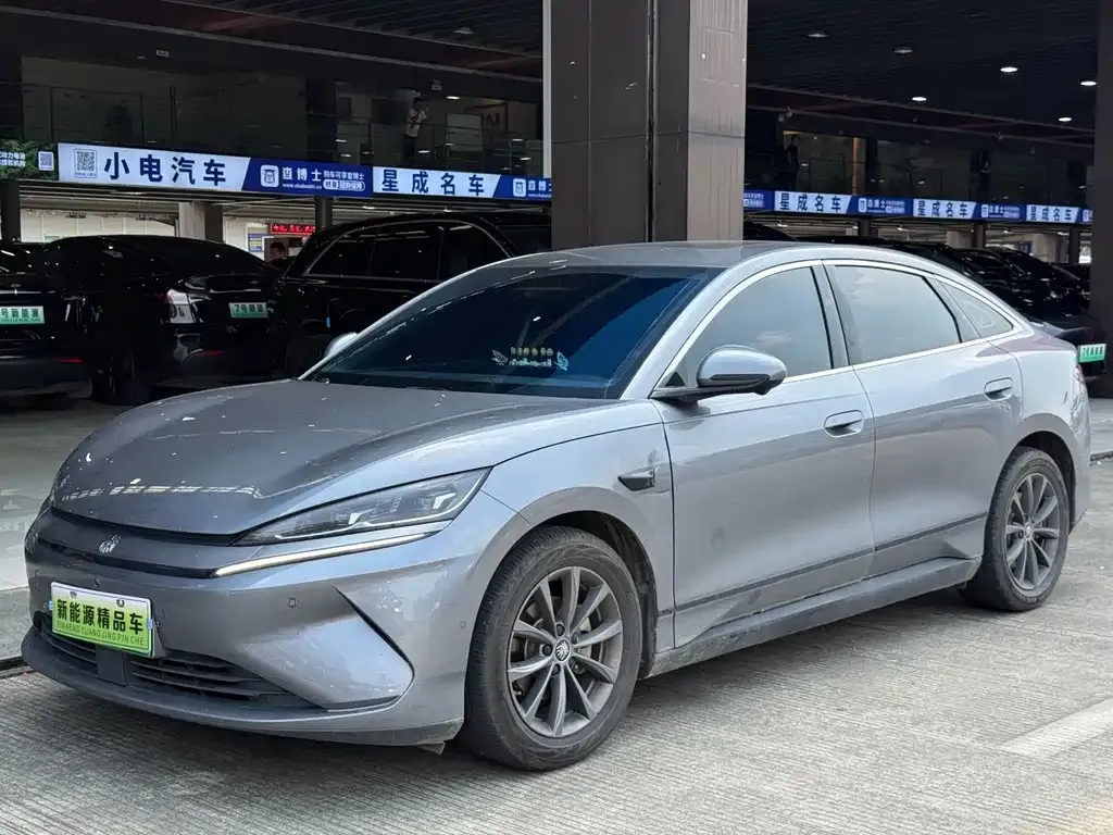 BYD Qin L — фото 1
