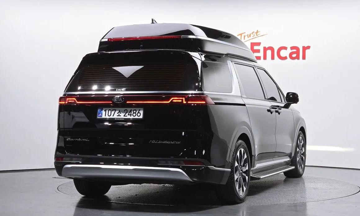Kia Carnival — фото 10