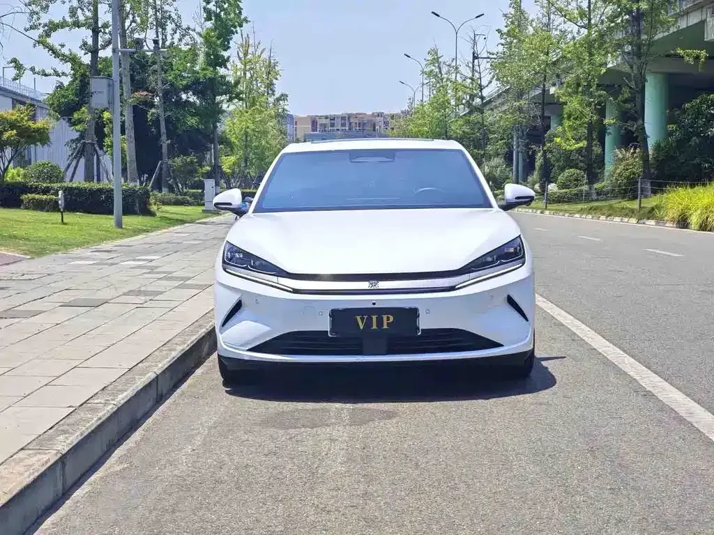 BYD Qin L — фото 6