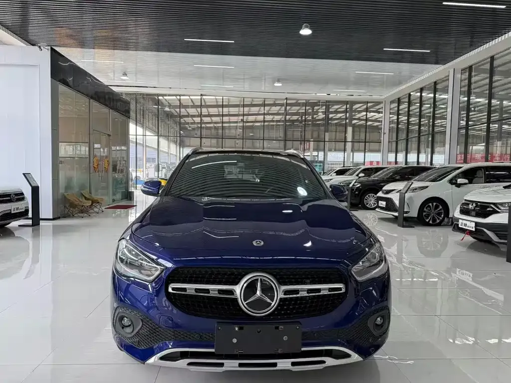 Mercedes-Benz GLA — фото 6