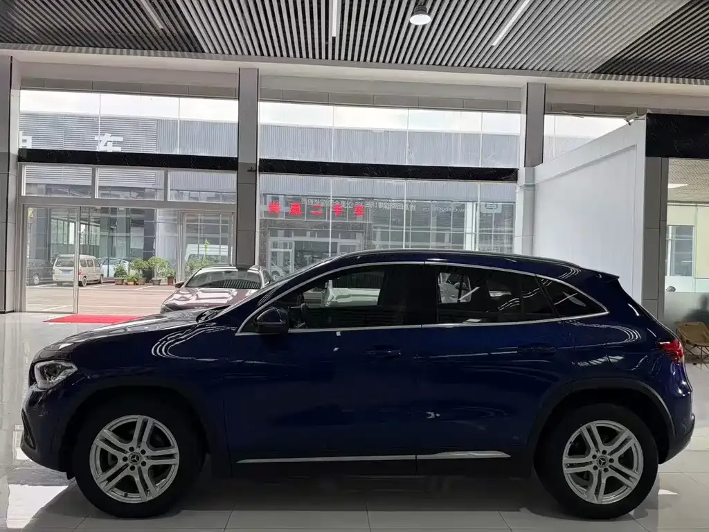 Mercedes-Benz GLA — фото 9
