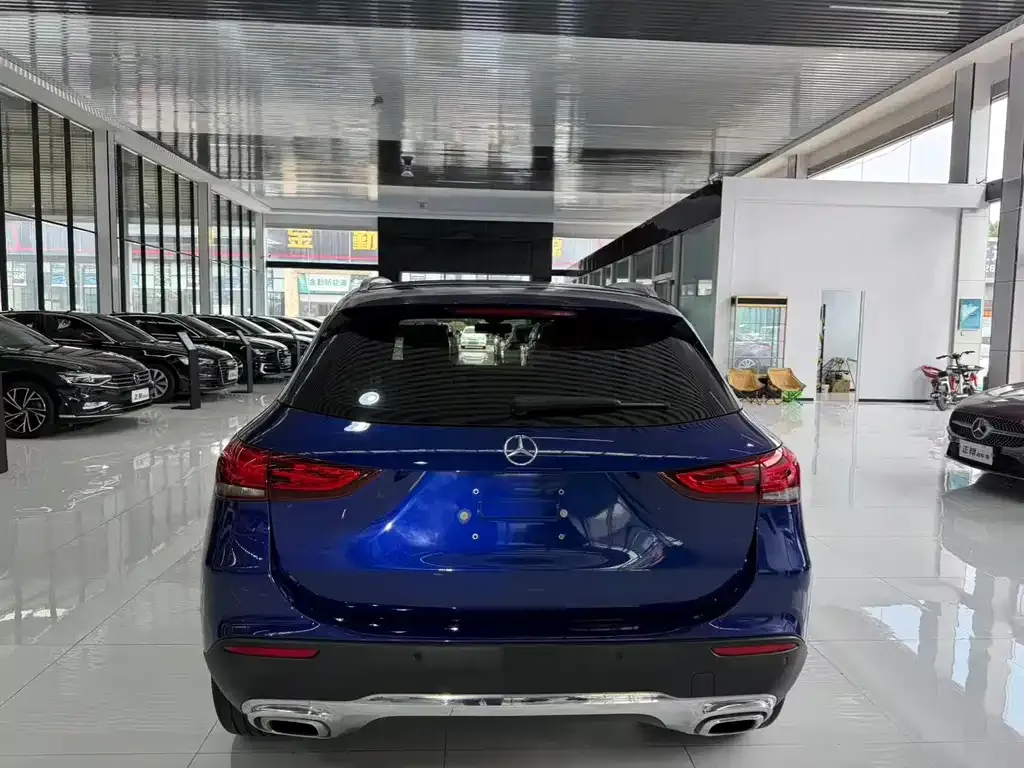 Mercedes-Benz GLA — фото 7