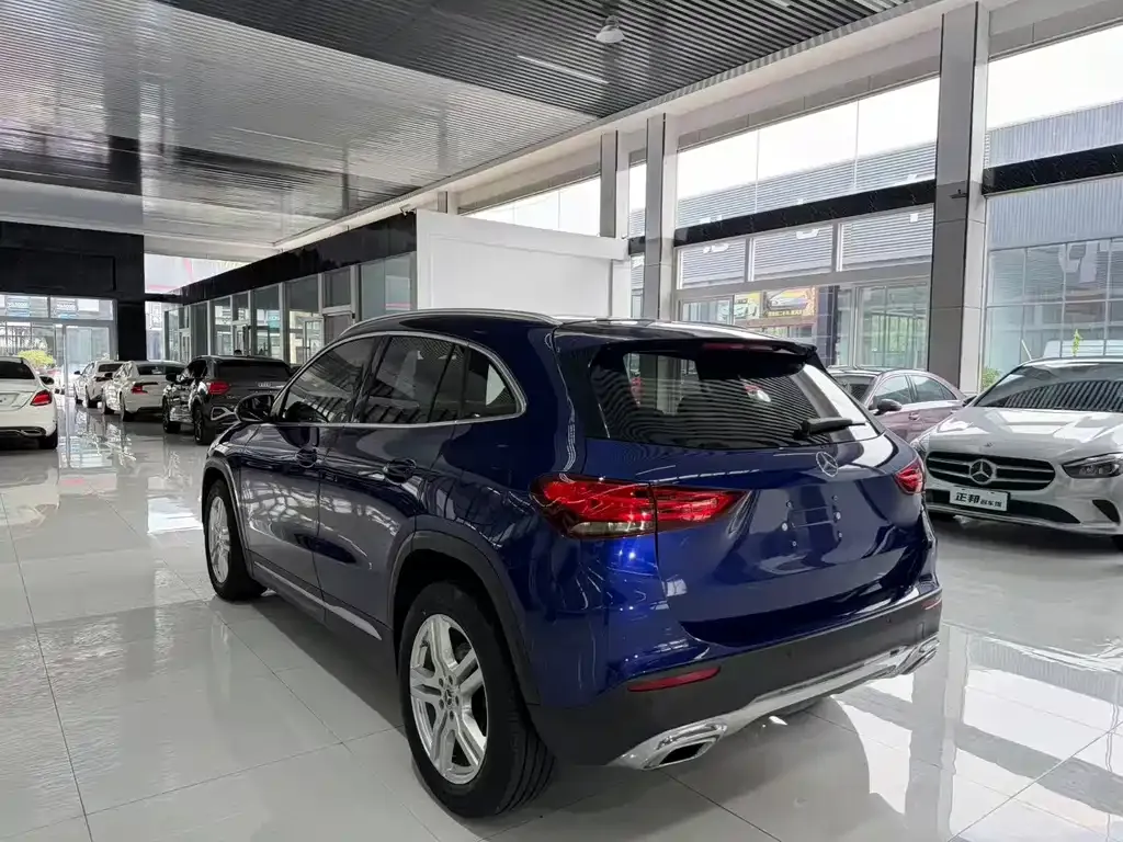 Mercedes-Benz GLA — фото 10