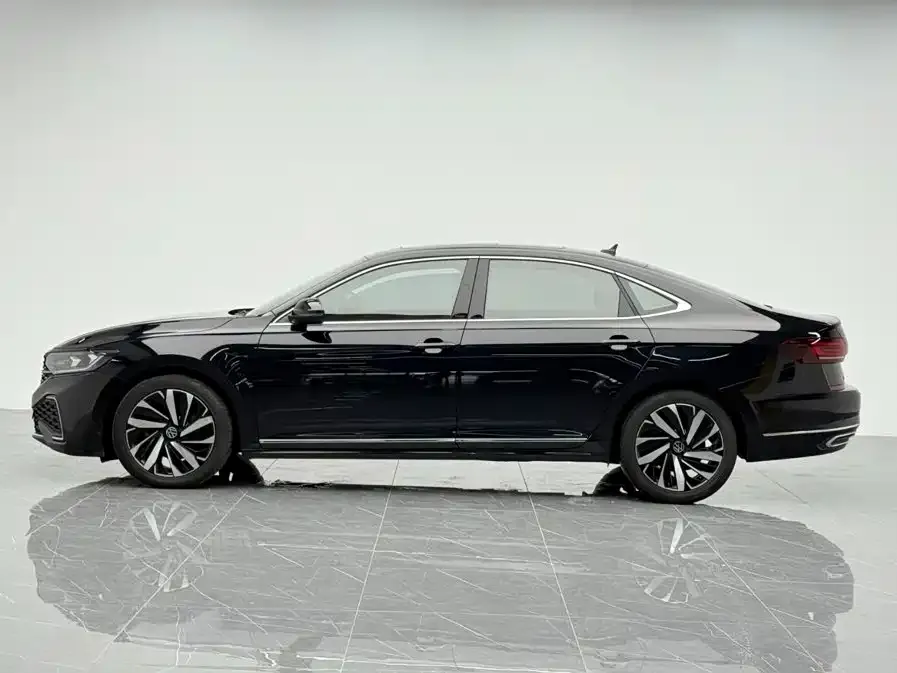 Volkswagen Passat — фото 2