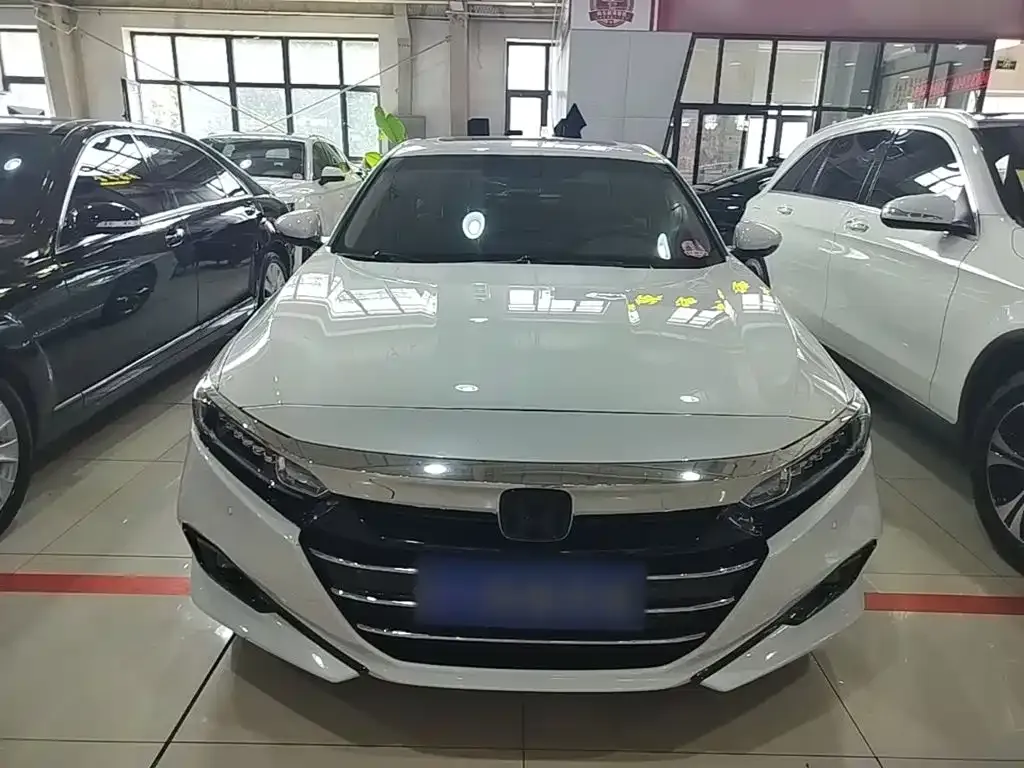 Honda Accord — фото 5