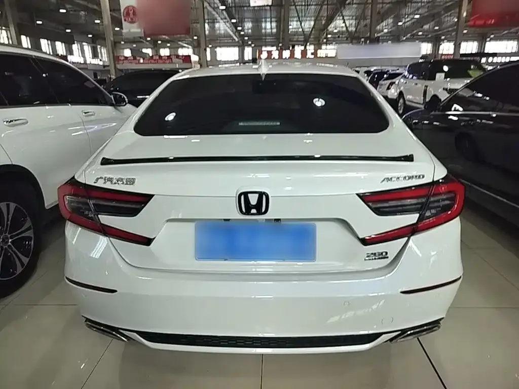 Honda Accord — фото 4