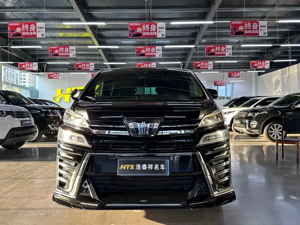 Toyota Vellfire — фото 8