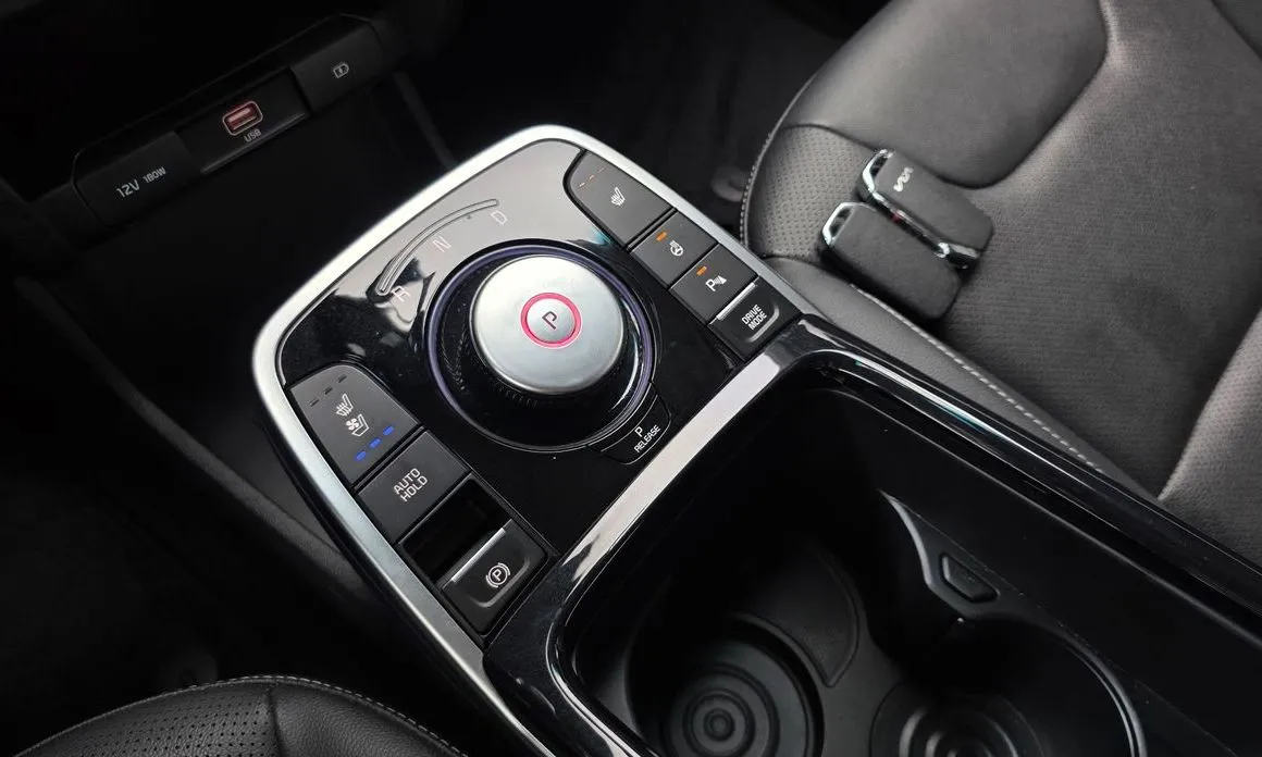 Kia Niro — фото 3