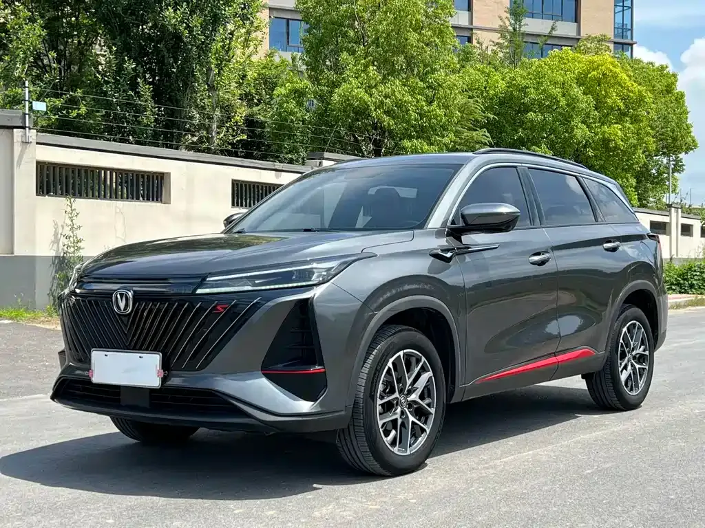 Changan CS75PLUS — фото 1