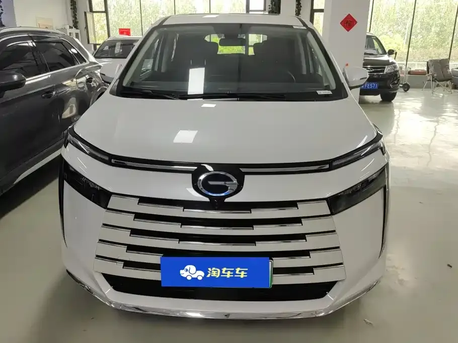 GAC Motor 传祺E8 PHEV — фото 6