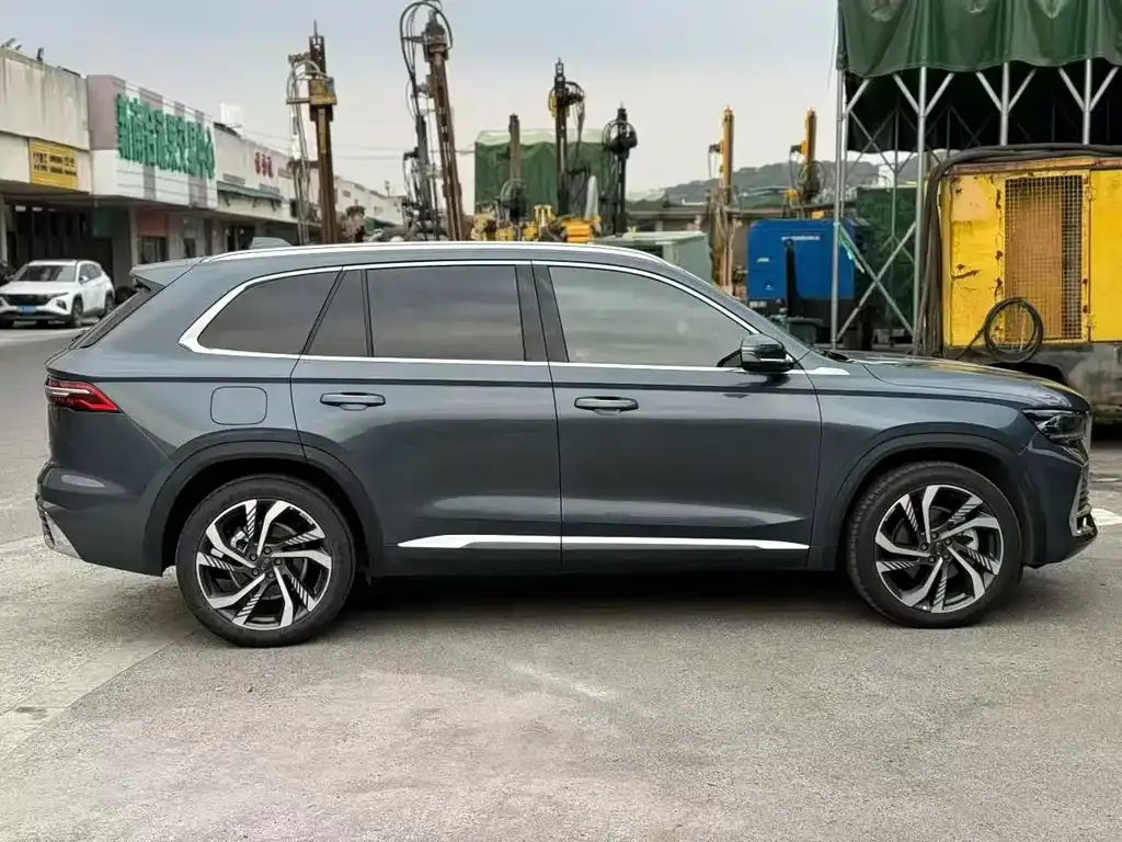 Geely Xingyue L — фото 4