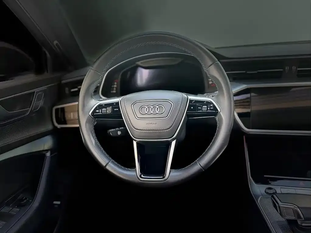 Audi A6L — фото 6