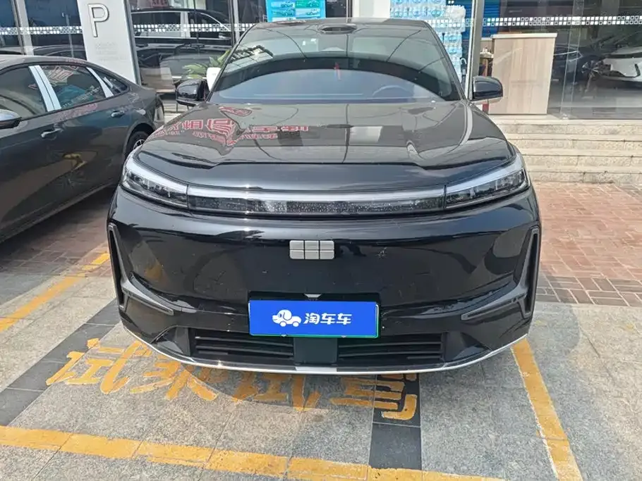 Geely Galaxy M9 — фото 4