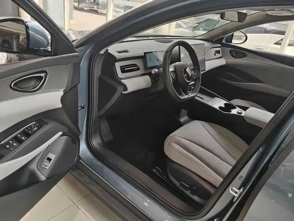 BYD Seal 06 DM-i Touring Edition — фото 4