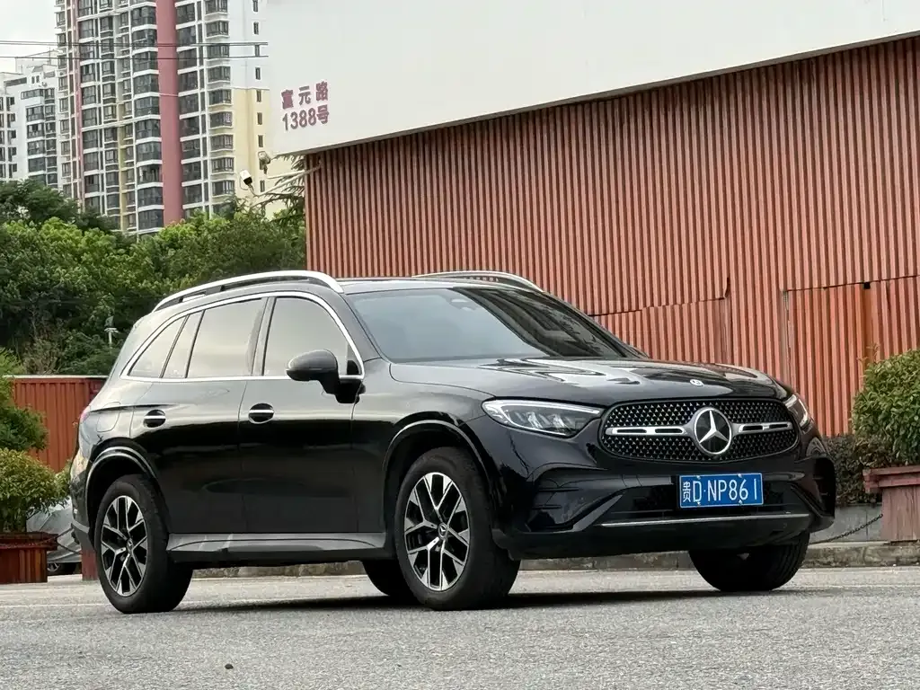 Mercedes-Benz GLC — фото 10