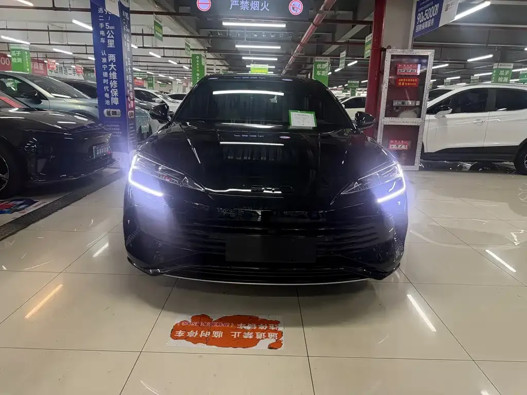 BYD Seal 07 DM-i — фото 9