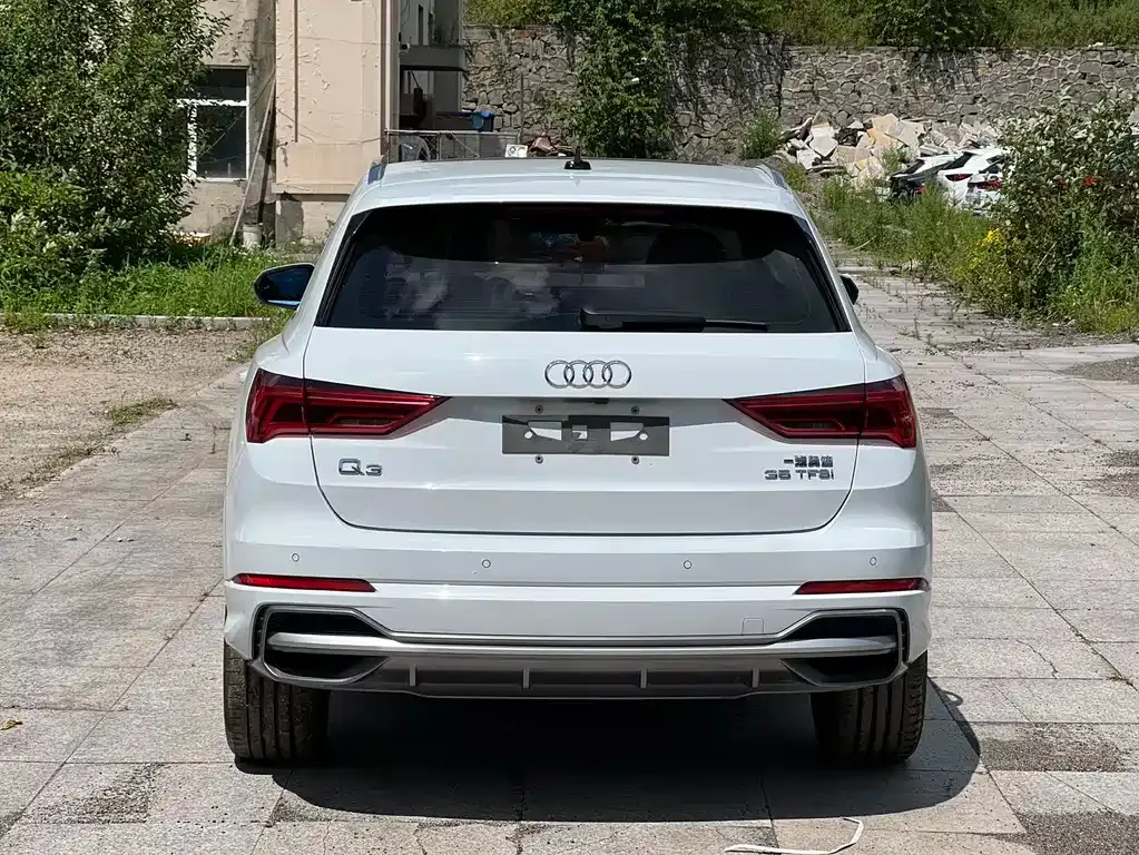 Audi Q3 — фото 9