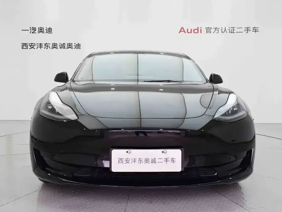 Tesla Model 3 — фото 3