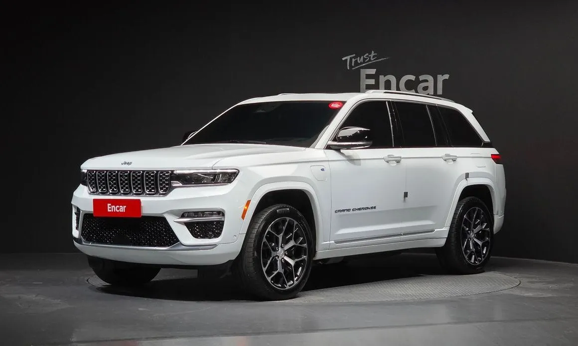Jeep Cherokee — фото 1