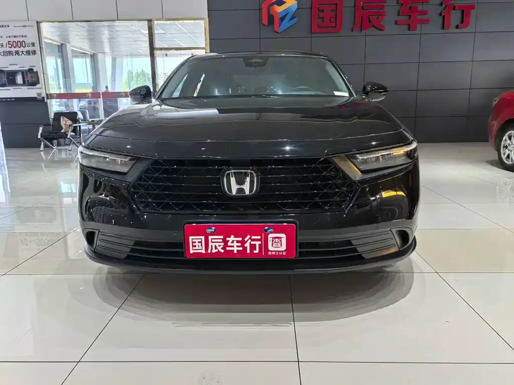 Honda Accord — фото 7