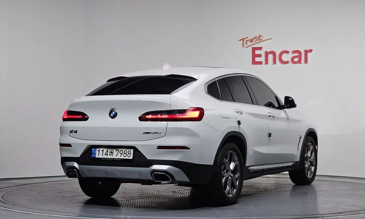 BMW X4 — фото 4