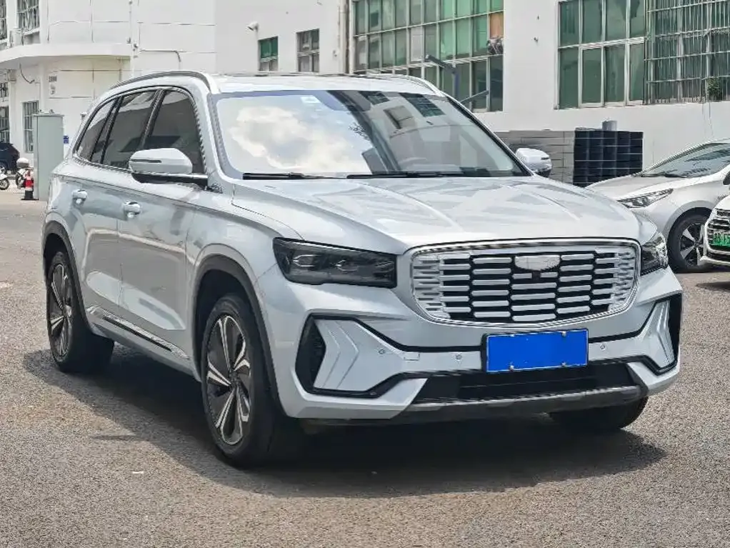 Geely Xingyue L — фото 9