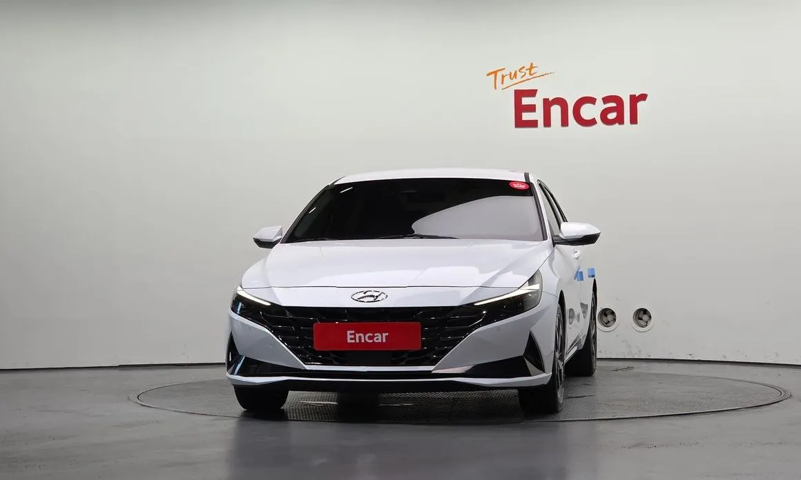 Hyundai AVANTE — фото 2
